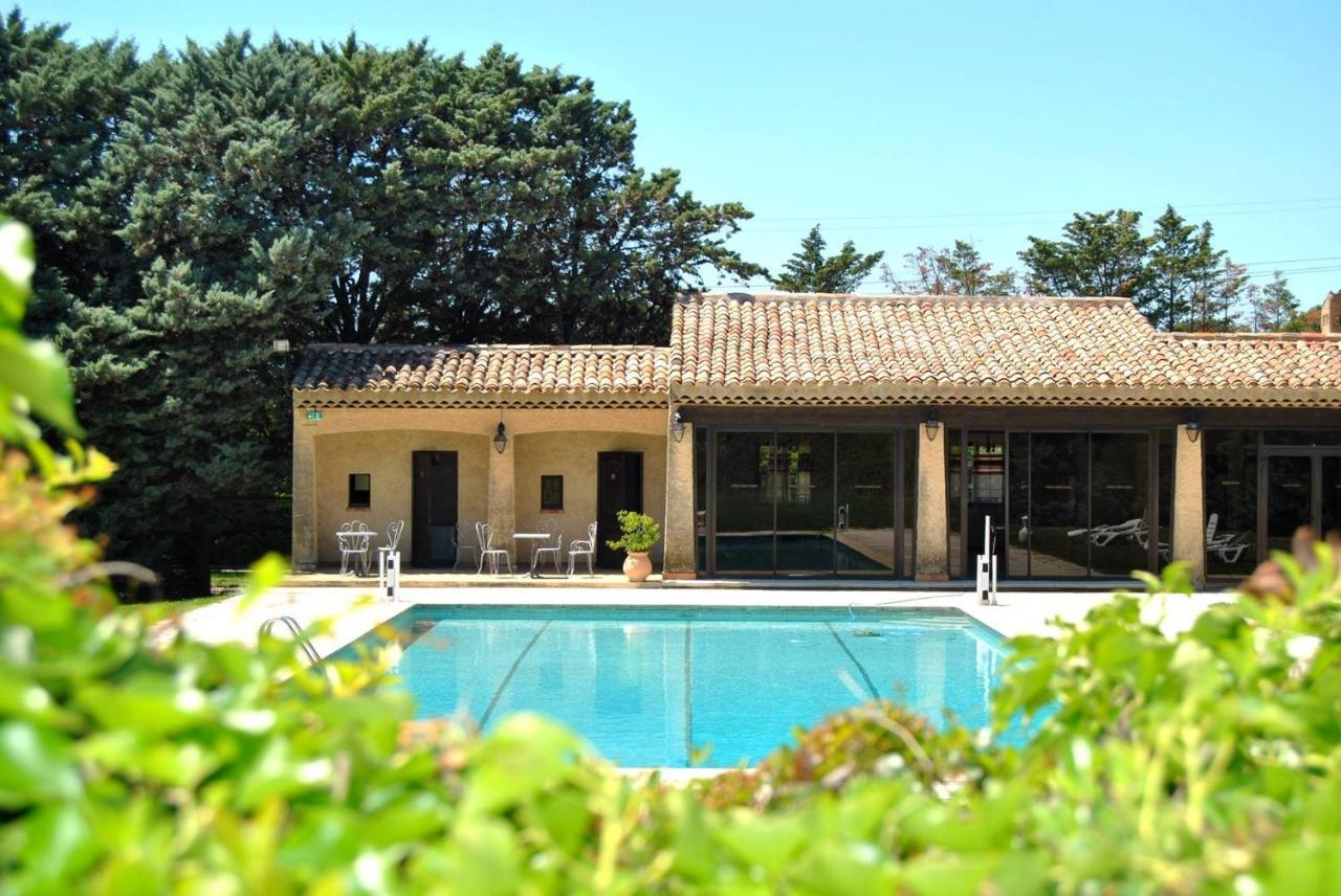 Best Western Domaine De Roquerousse Salon-de-Provence Bagian luar foto