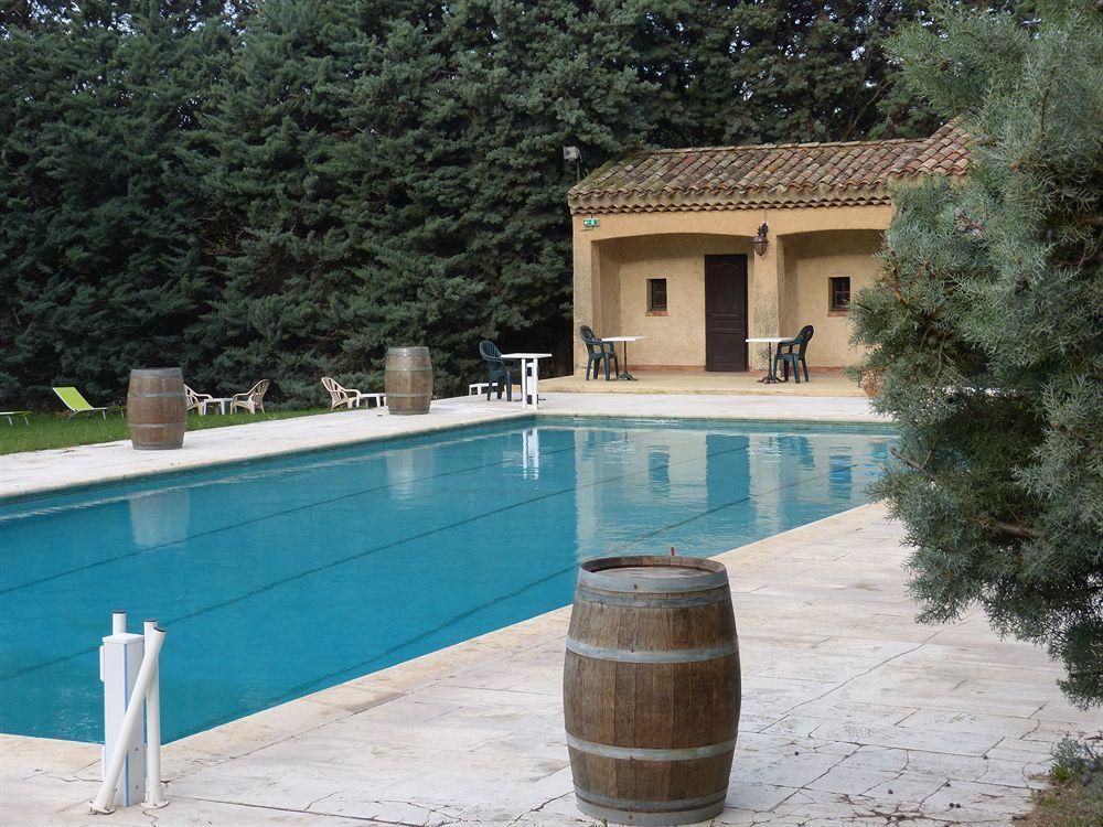 Best Western Domaine De Roquerousse Salon-de-Provence Bagian luar foto