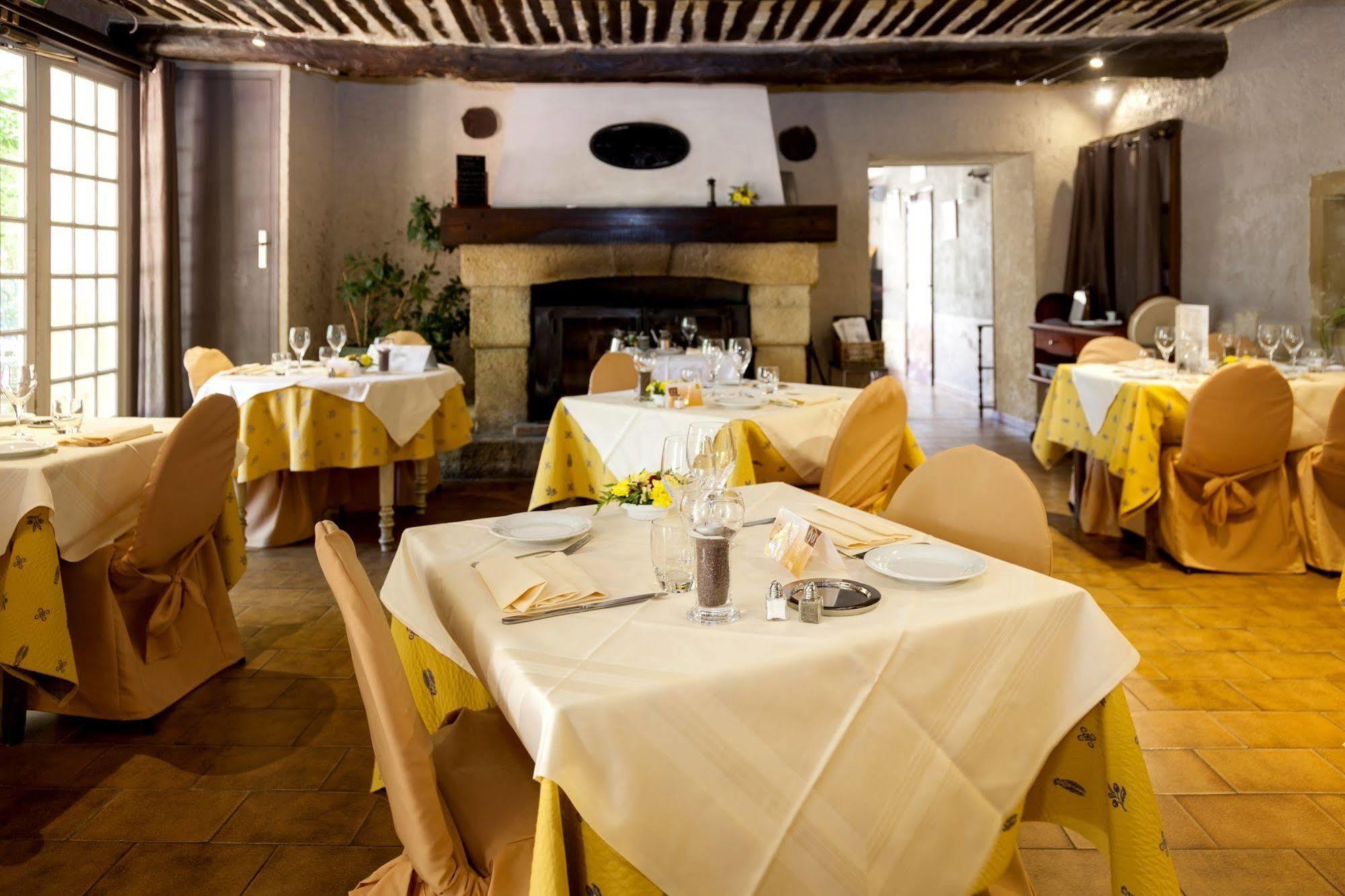 Best Western Domaine De Roquerousse Salon-de-Provence Bagian luar foto