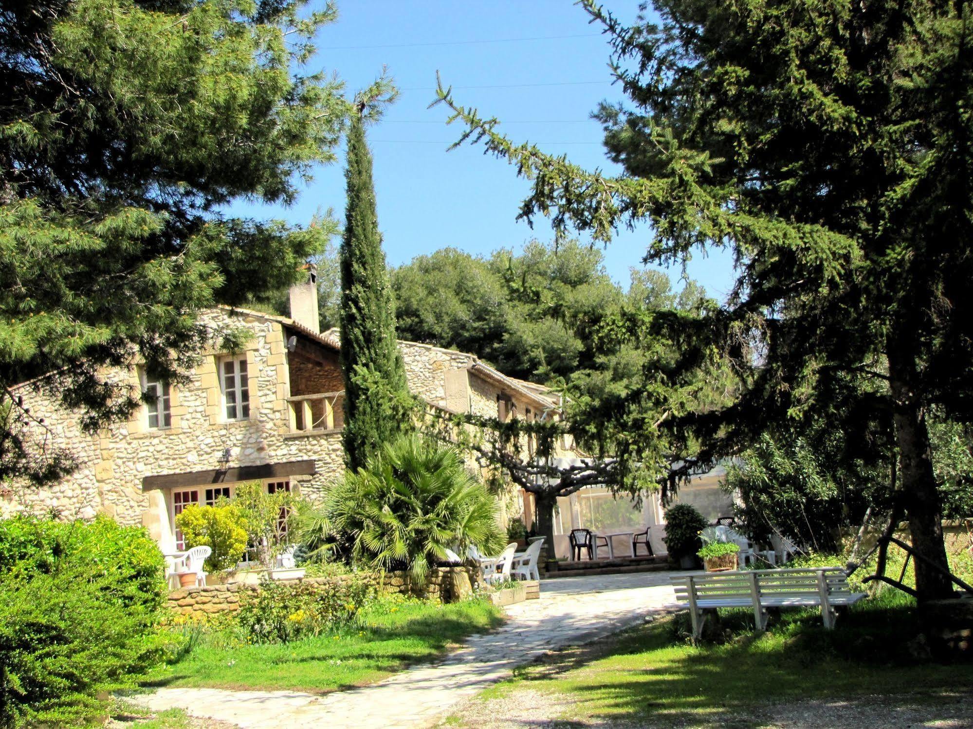 Best Western Domaine De Roquerousse Salon-de-Provence Bagian luar foto