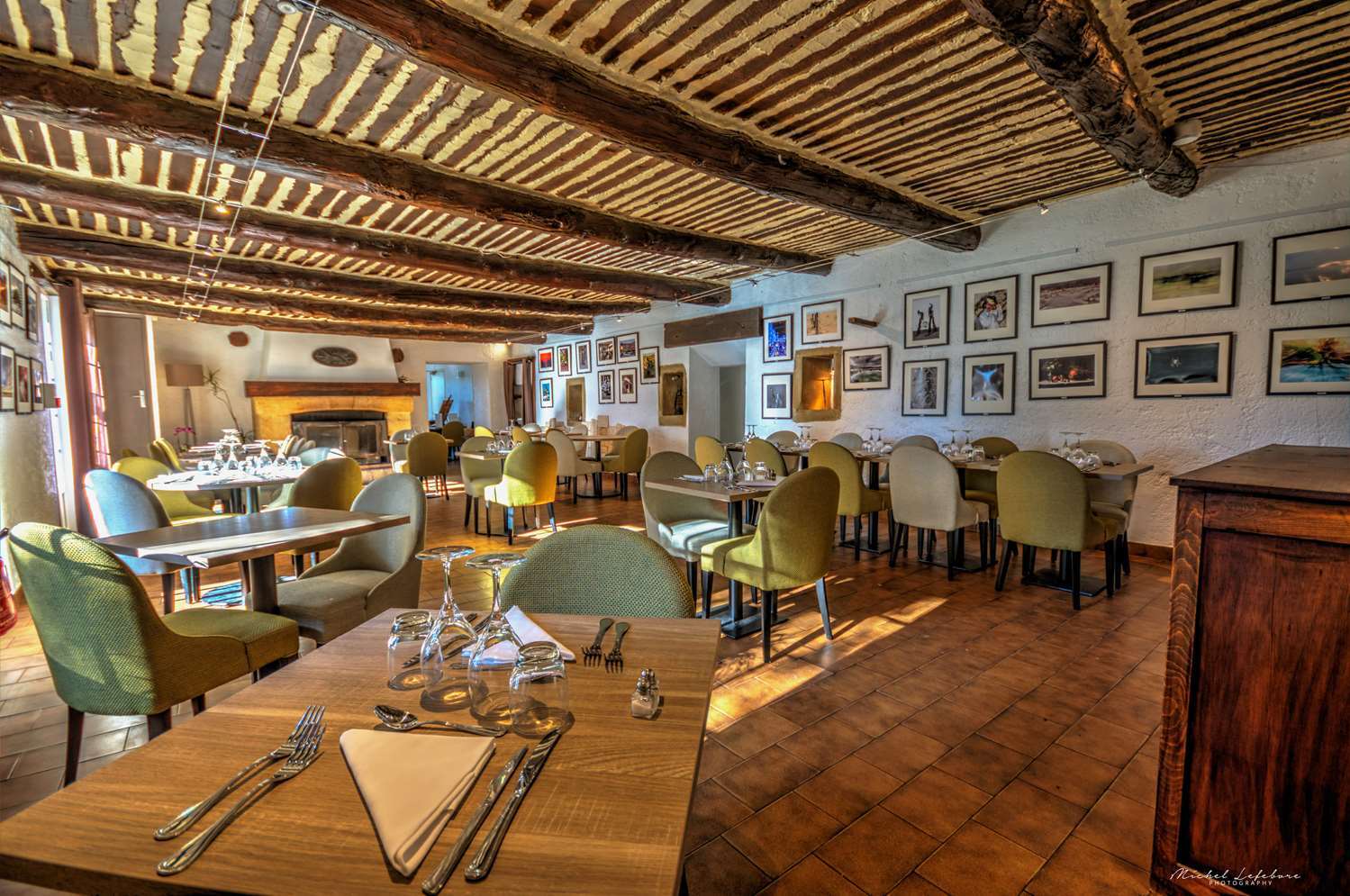 Best Western Domaine De Roquerousse Salon-de-Provence Bagian luar foto